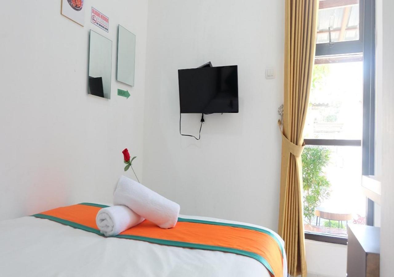 Hotel Jogja Kili Suci By Simply Homy ジョグジャカルタ エクステリア 写真
